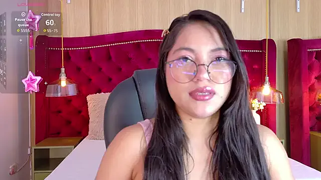 Freechat kendalFox_ on StripChat