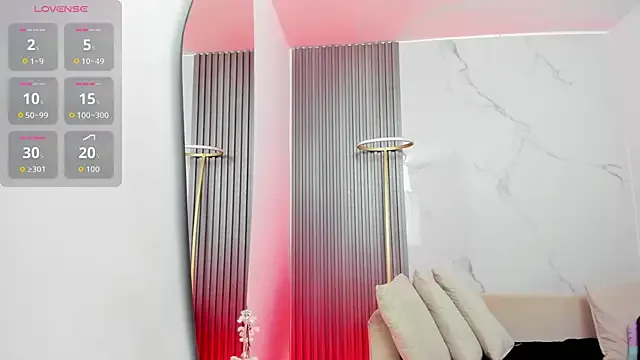 Freechat kiaratentation on StripChat