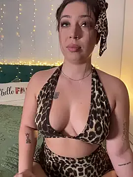 StripChat KimArts is Freechat KimArts — SQUIRTTTT