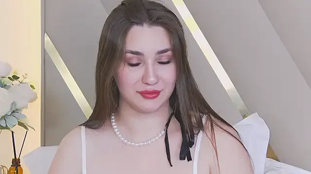 Freechat KiraBarlows on StripChat