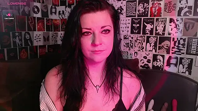 Freechat Kvopa on StripChat