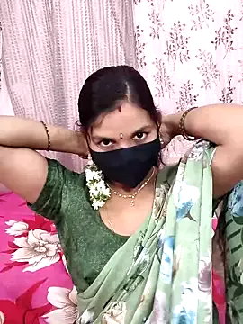 Lalitha-1995 on StripChat 