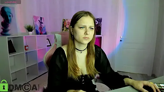 Private Lasly_Fox on StripChat