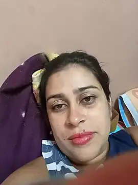 Latina_sexy1 — Take a shower and cum