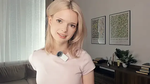 Freechat LaureMestler on StripChat