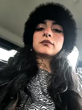 StripChat Lila_Desiree is Freechat Lila_Desiree — Oil show in tit