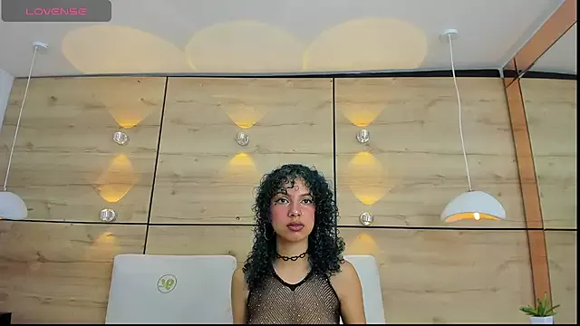 Freechat lis_rous on StripChat