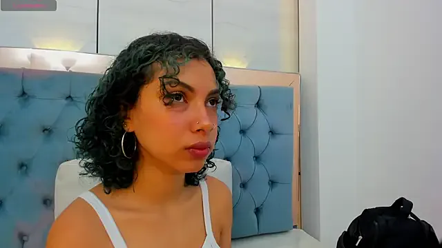 Freechat lis_rous on StripChat