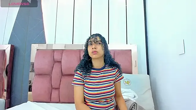 Freechat lis_rous on StripChat