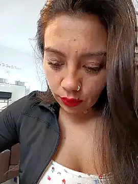 Freechat LIZ-06_ on StripChat