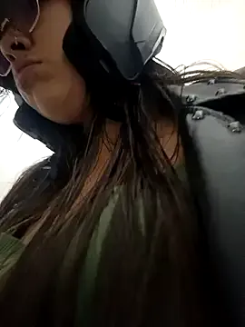 Freechat LIZ-06_ on StripChat