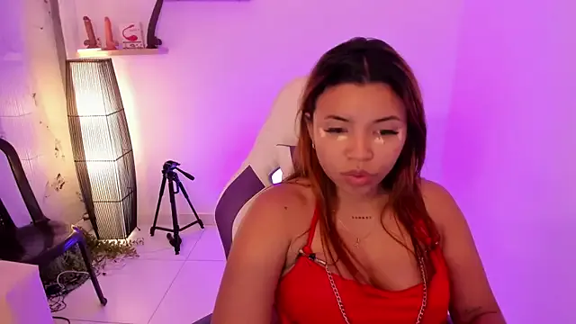 Lucy_Strong — Nipple clamps