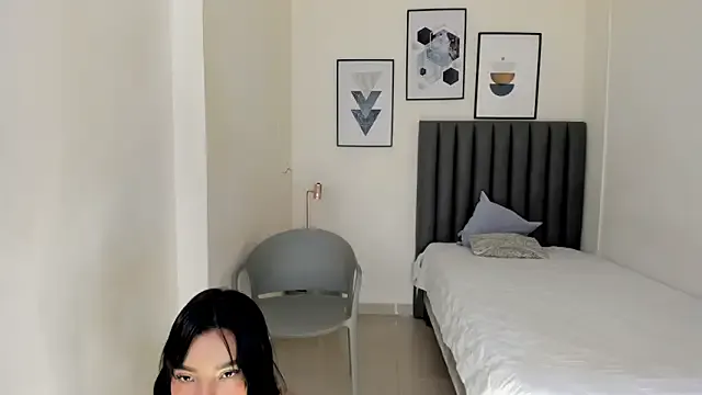 lyanna_moon — show tits+  rub hard over panty