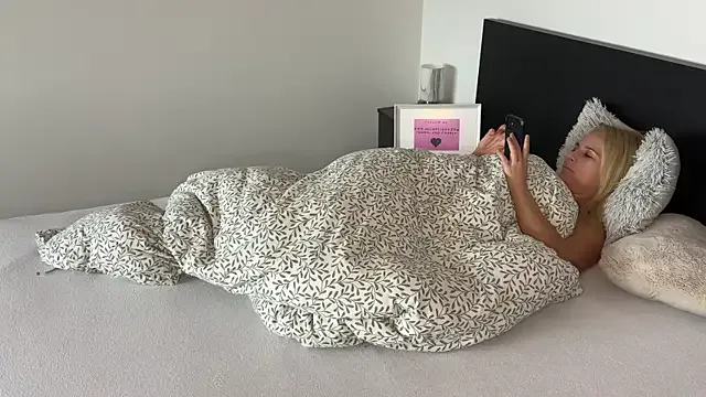 Private Maria-and-Charly on StripChat