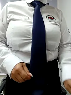 Freechat MARIANA-12_ on StripChat