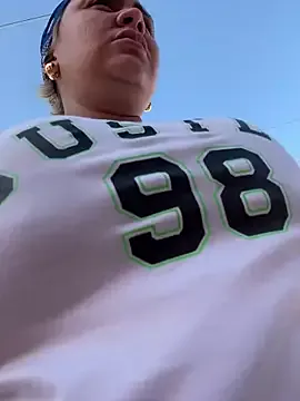 Freechat maymercy on StripChat