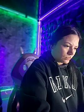 Freechat Megaan__More on StripChat