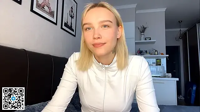 Freechat MelodyImam on StripChat