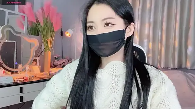 StripChat MI_KA22 is Group MI_KA22 — naked and oil body 10 mins