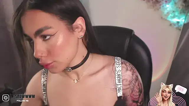 Freechat Miila_snow on StripChat