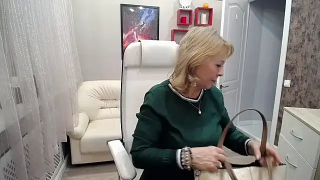 Freechat Milla_Cutie18 on StripChat