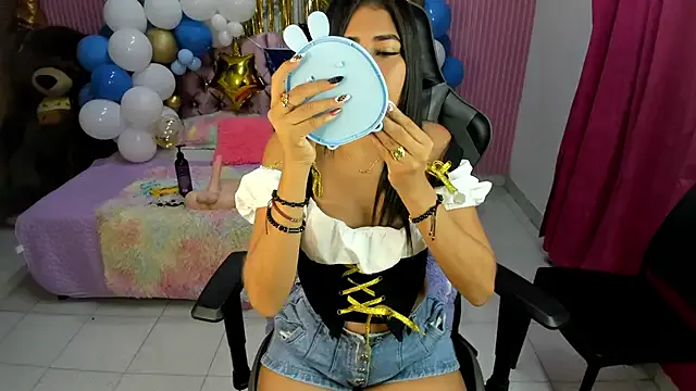 Freechat Mindy_19 on StripChat