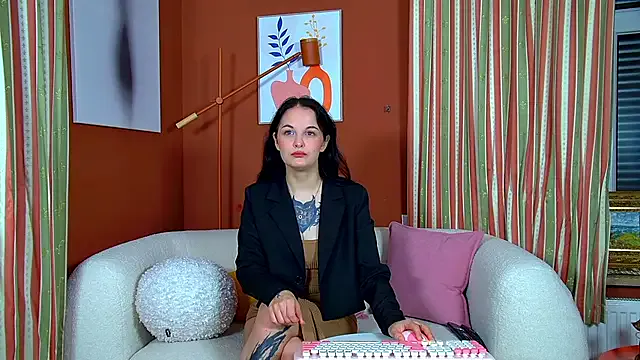 Freechat MollyMillsen on StripChat