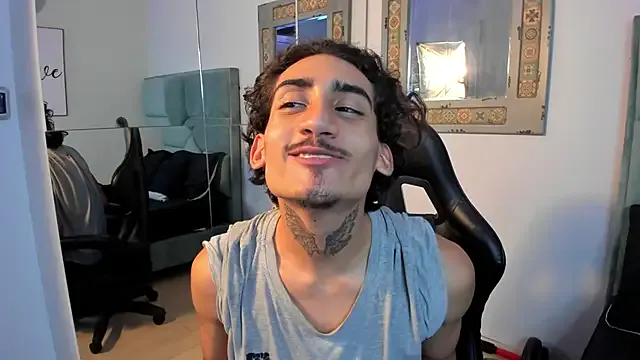 StripChat Mr_Strike is Freechat Mr_Strike — Make me a hard