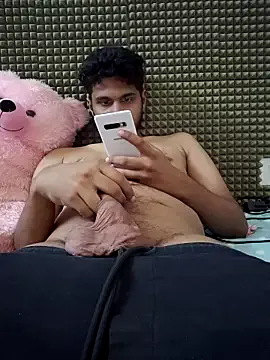 Freechat mykecockslong on StripChat