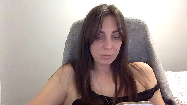 Myronell — leg-split