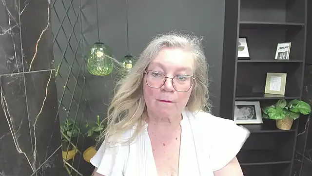 Freechat NataliMellow on StripChat