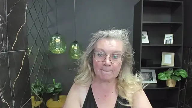 Freechat NataliMellow on StripChat