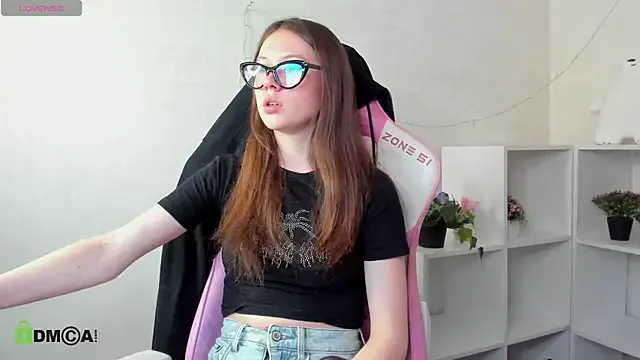 Freechat Nicole_Charm on StripChat