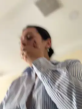 Freechat Nicollemays on StripChat