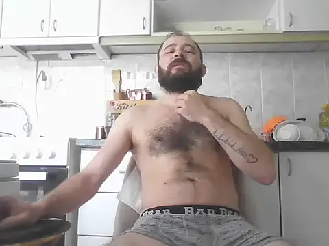 NiiiRvaNaa on StripChat 