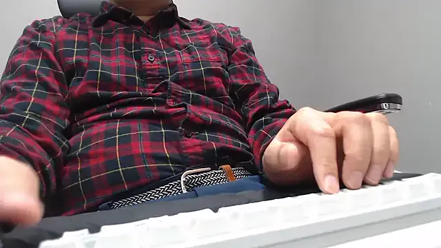 OfficeBoy_M — I'm busy... or not. Distract me.