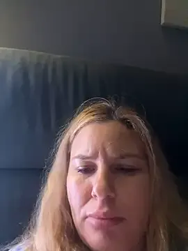 Passion-Blondy on StripChat 