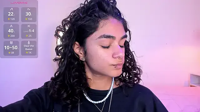 StripChat Puffy_Hearts is Freechat Puffy_Hearts — Rub my clit with the dildo