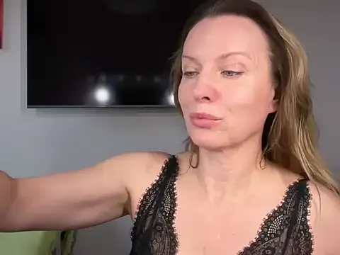 Freechat RachellAmazing on StripChat