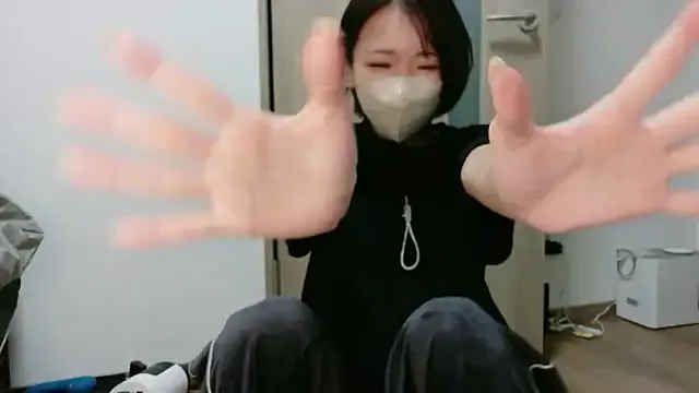 Rei_0180o — Freechat on StripChat