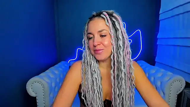 StripChat rock_n_roxy is Private rock_n_roxy — tease with panties