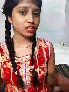 StripChat Saniya_Doll is Freechat Saniya_Doll — Boobs show with Oiling