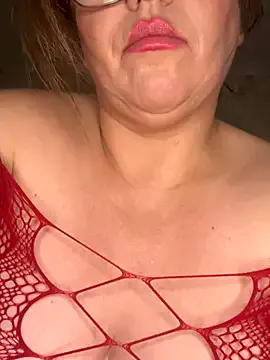 SaraNoir80 on StripChat 