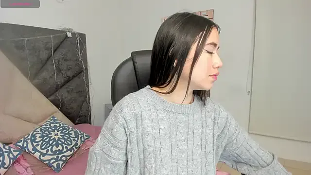 SaraWagner_ — Creamy Cum Show