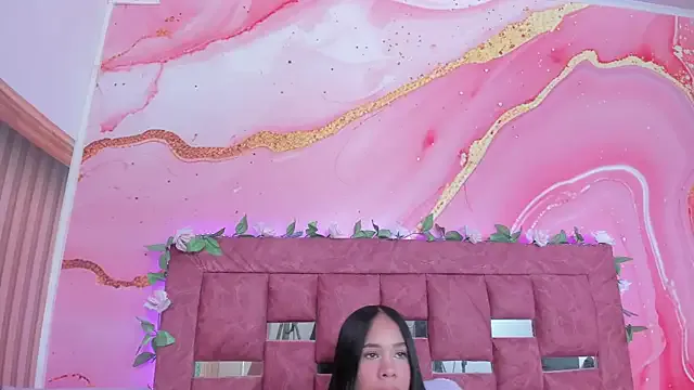 Freechat scarlett__evans_ on StripChat