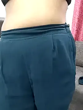 SEEMA_127 — Full body ketchup 