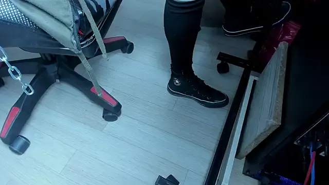 Freechat selene_red_ on StripChat