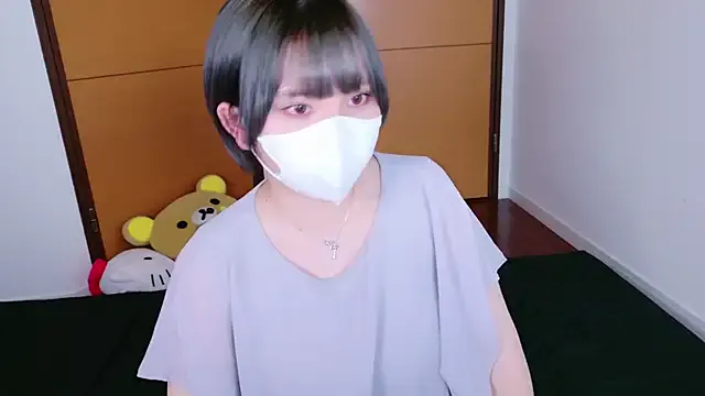 Freechat senachinnn on StripChat