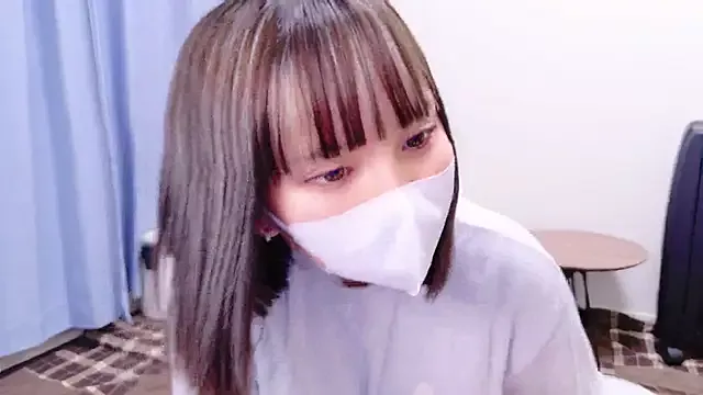 Freechat senachinnn on StripChat