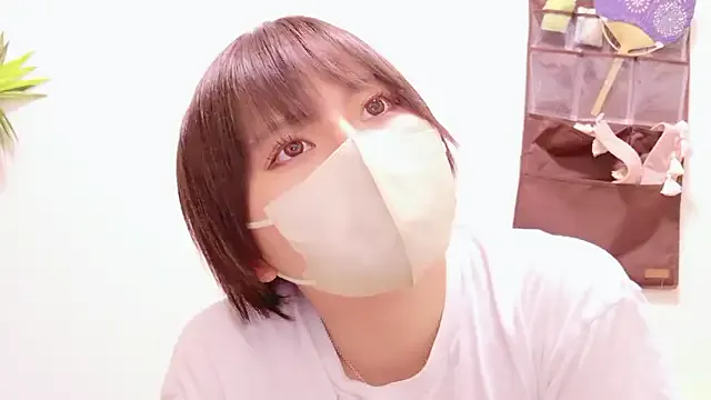 Freechat senachinnn on StripChat